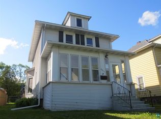 4711 W 6th St, Duluth, MN 55807