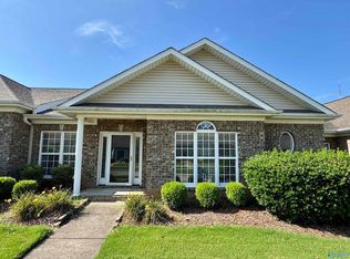 21946 Williamsburg Dr, Athens, AL 35613