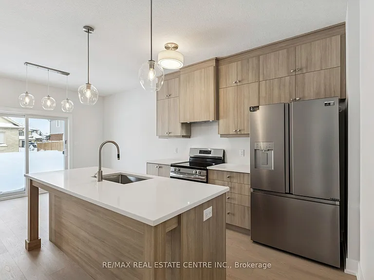 123 Maple St — Photo 22