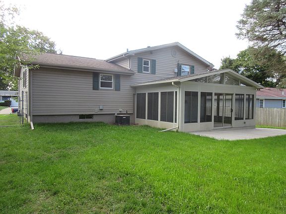4th image of 705 Belaire Dr