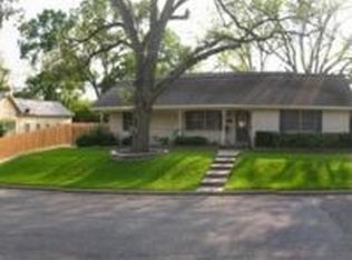 904 Key St, Brenham, TX 77833