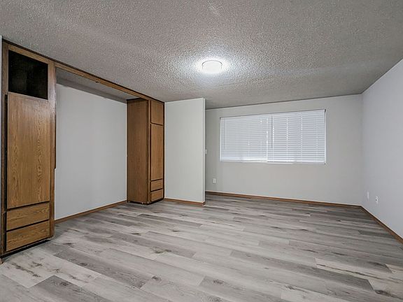 4th image of 130 W Gilman Ave #2