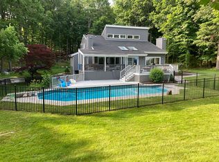 13 Wintergreen Hill Rd, Danbury, CT 06811