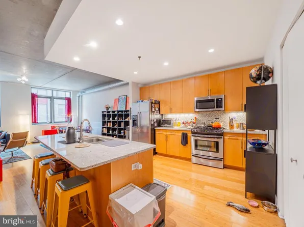 1352 South St Unit 213, Philadelphia, PA 19147