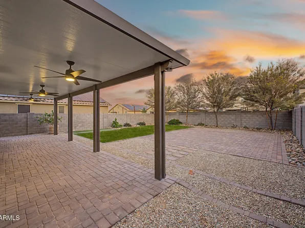 17561 W VILLA HERMOSA Lane, Surprise, AZ 85387