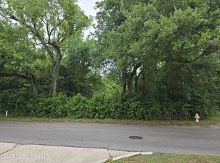 2015 W 2nd St, Long Beach, MS 39560