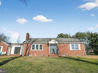 3 Lakeside Ln, Carneys Pt, NJ 08069