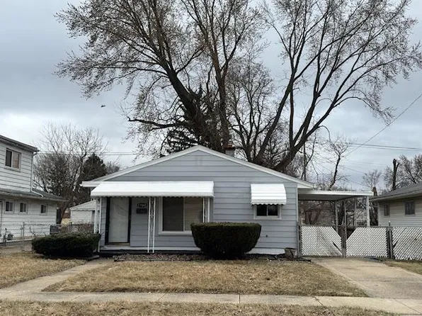 27045 Notre Dame St, Inkster, MI 48141