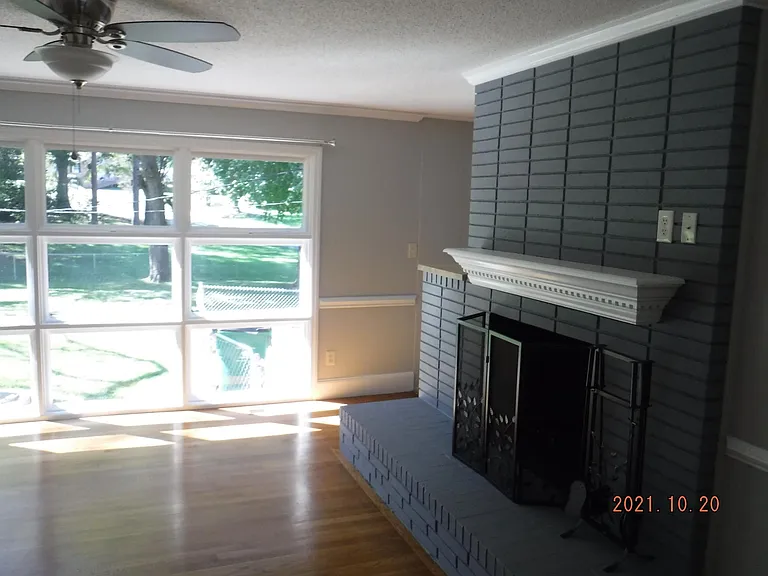 2400 Cartwright Pl — Photo 35