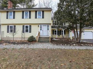 90 Seaverns Bridge Rd, Amherst, NH 03031