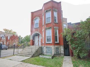 3244 W Carroll Ave, Chicago, IL 60624