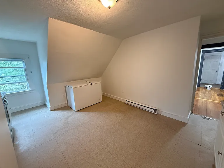 107 Bloomfield St #3 — Photo 5