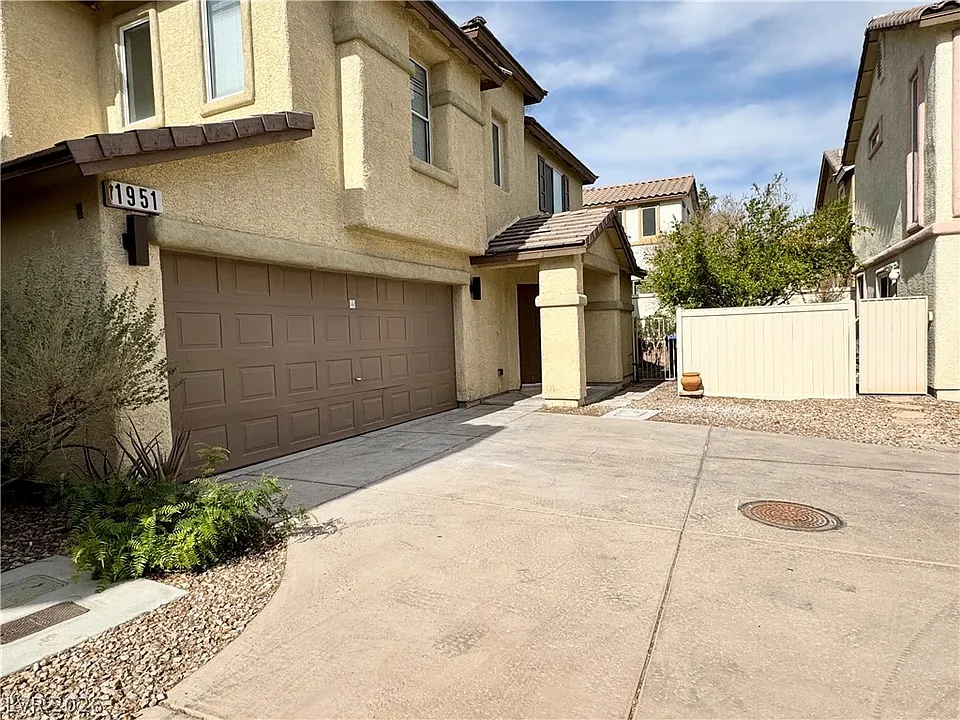 1951 Sundown Canyon Dr