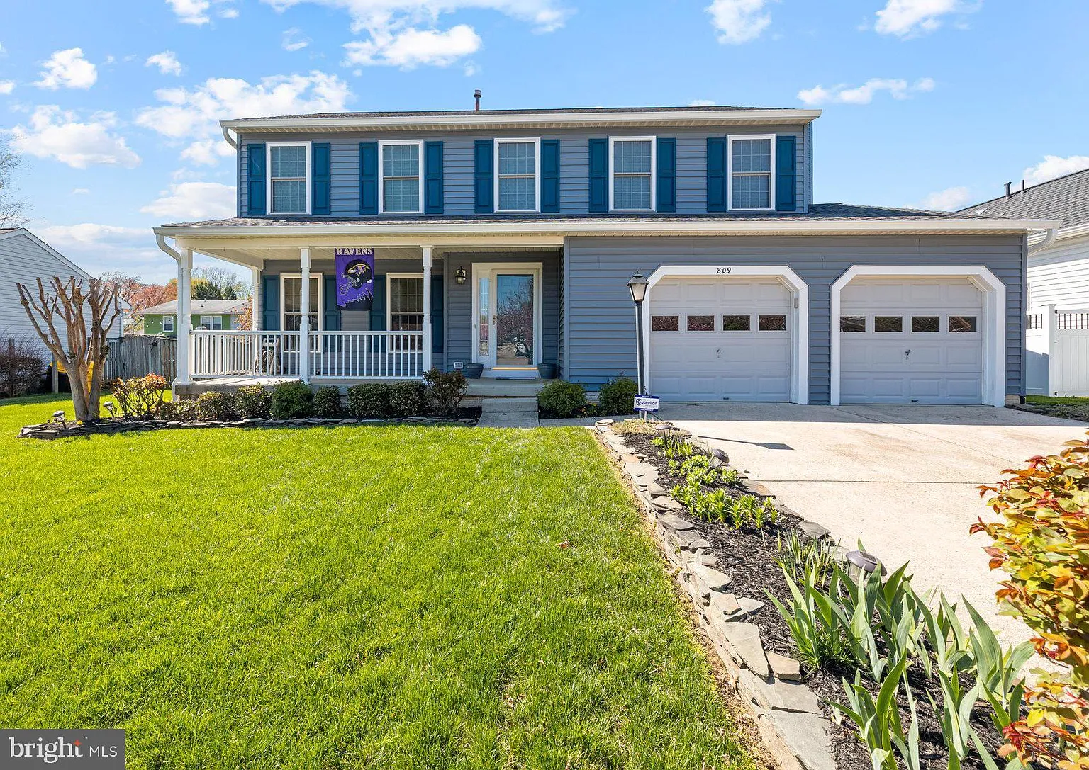 809 Vacation Dr photo 1
