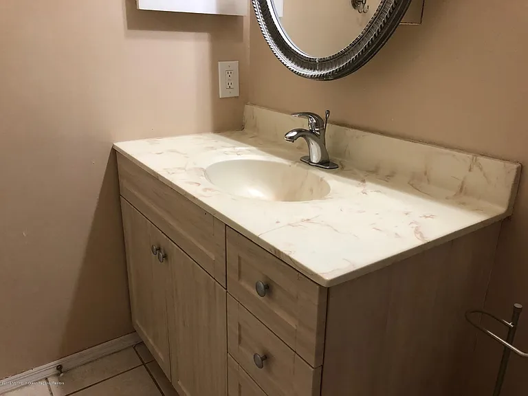 76 Foxwood Pl — Photo 16