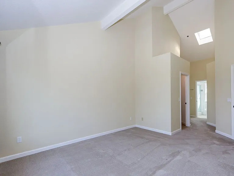 216 Greenview Dr — Photo 31