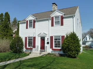 9 South St, Fort Atkinson, WI 53538