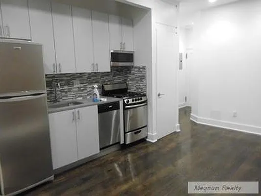 Rented by Magnum Realty Holdings, LLC | media 16