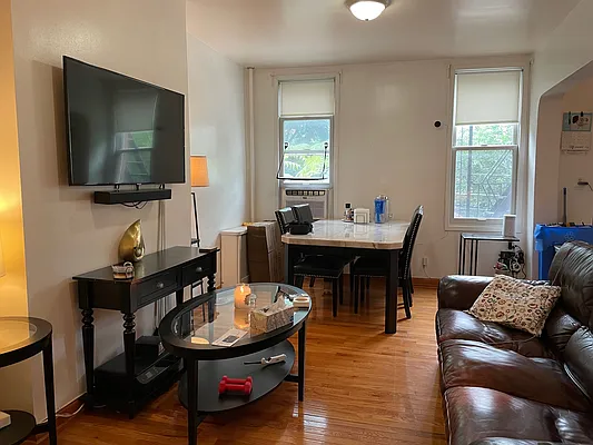 Rented by Compass | media 20