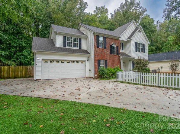 4007 Craven Hill Dr, Charlotte, NC 28216