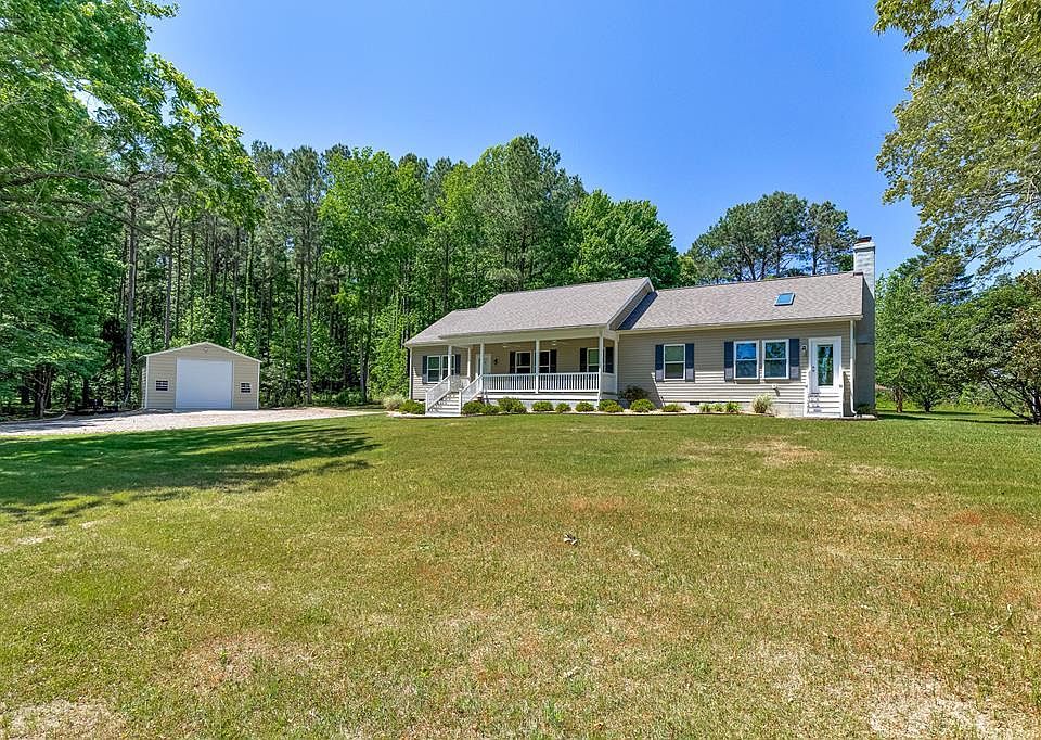 1st image of 613 Doctors Point Rd