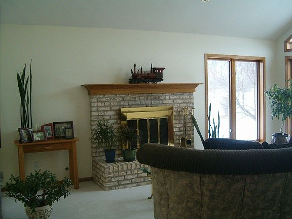 SEPERATE LIVING ROOM