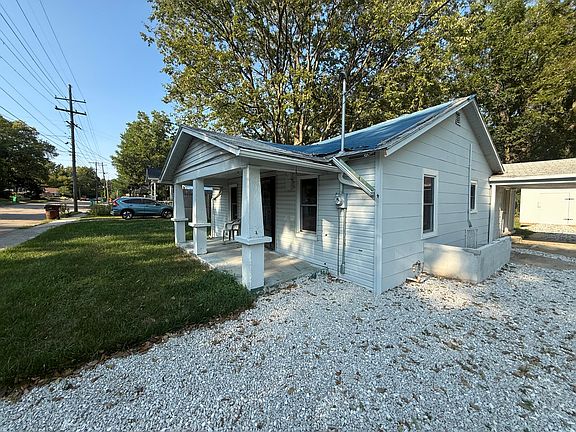 2nd image of 2050 N Nettleton Avenue