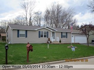 1913 Wyman St, New London, WI 54961