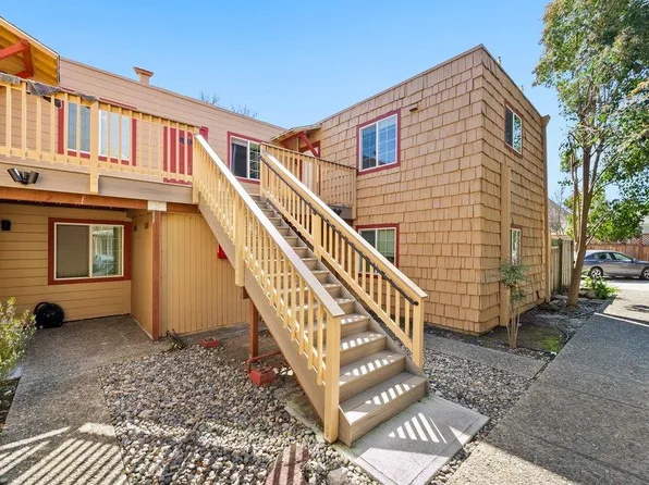 817 California St, Santa Cruz, CA 95060
