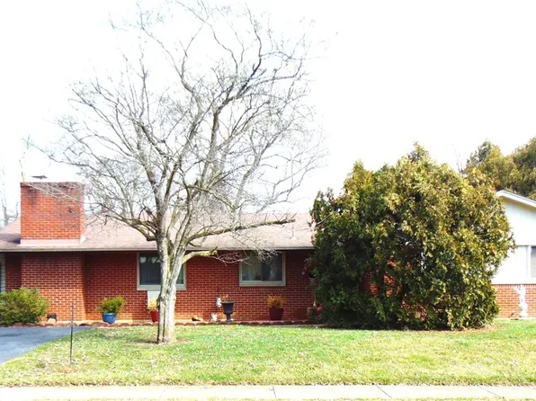 120 Macgregor Dr, Dayton, OH 45426