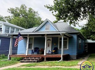 742 W 7th Ave, Emporia, KS 66801