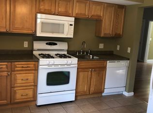 56 Park St APT D, West Springfield, MA 01089