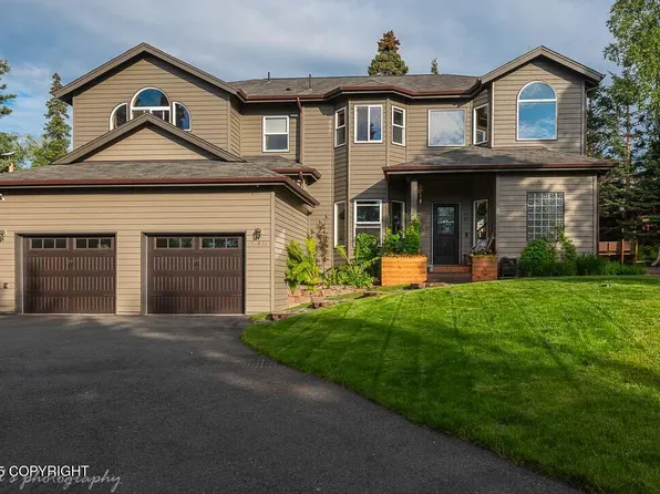 15631 Stanwood Cir, Anchorage, AK 99516