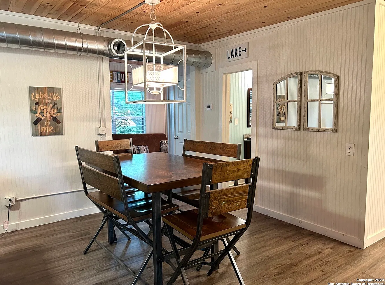 2 bed, 892 sqft, $2,000 — Photo 3