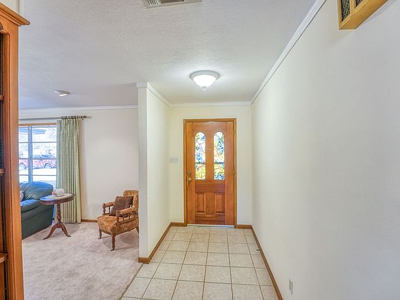 3rd image of 1411 Northwood Dr