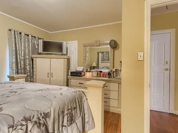 75 Johnson St Floor 2, Lynn, MA 01902