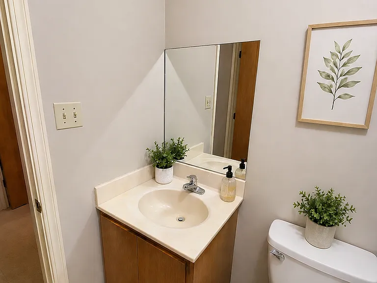 321 Carpenter St — Photo 9