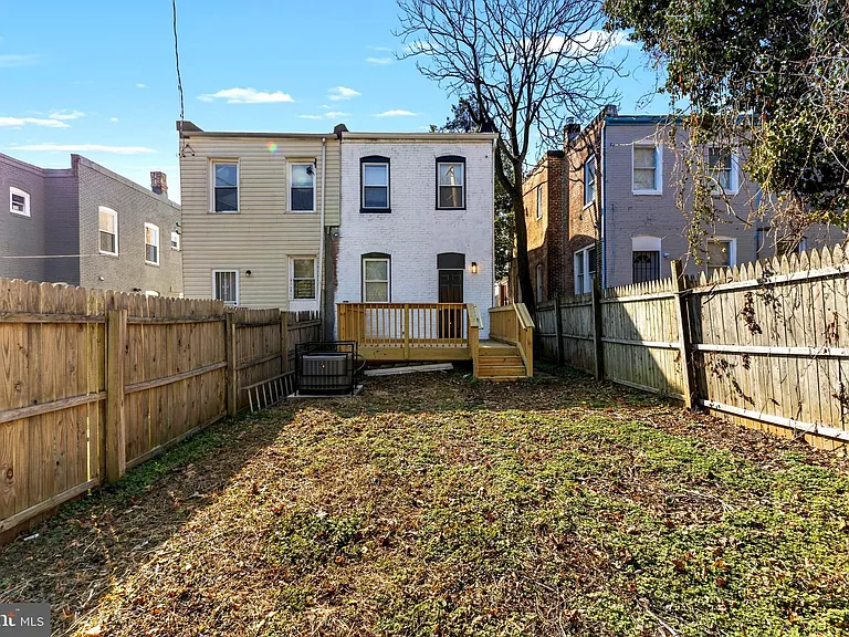 3324 Edmondson Ave — Photo 32