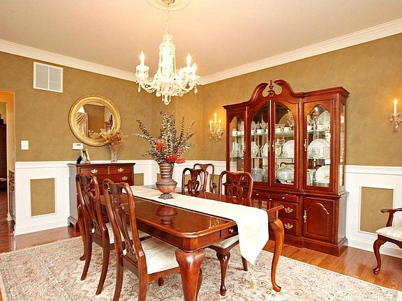 Dining Room w/ shadow boxes