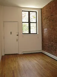Rented by Tower Brokerage