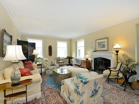 4th image of 1448 N Lake Shore Dr APT 11C