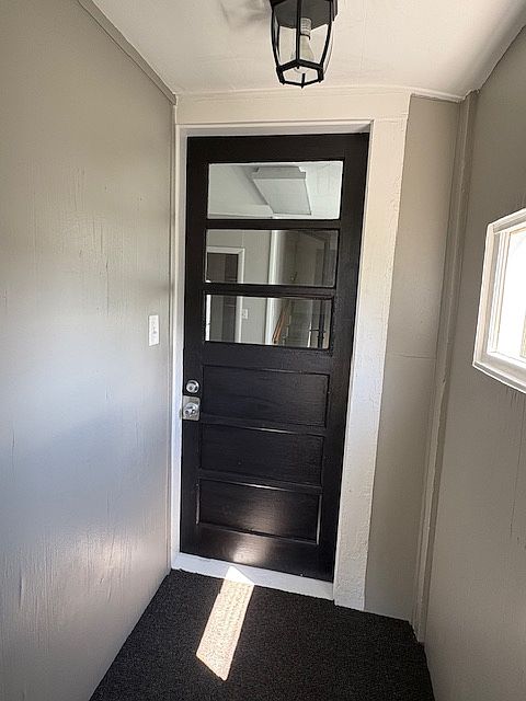 Covered Entryway to Apartment