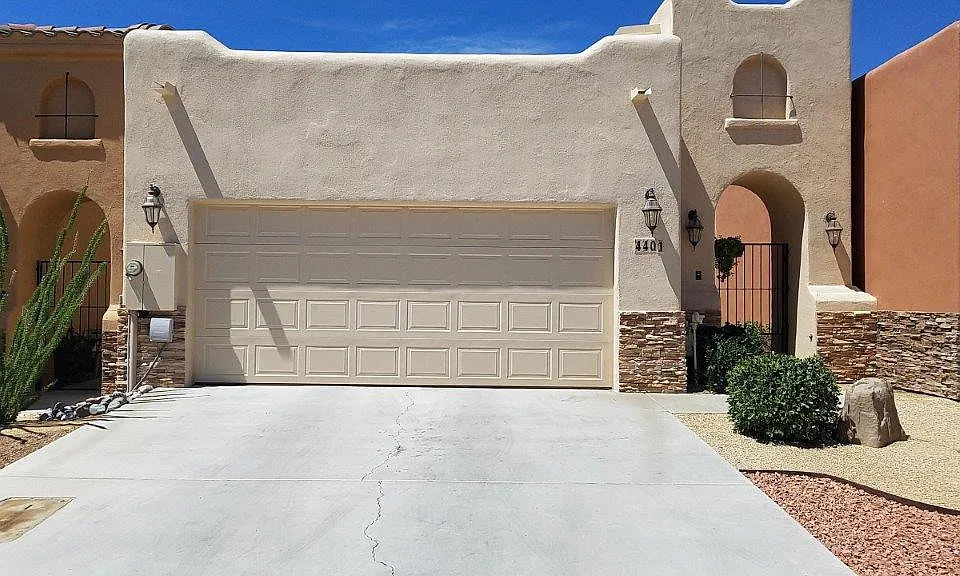 4401 Levante Dr