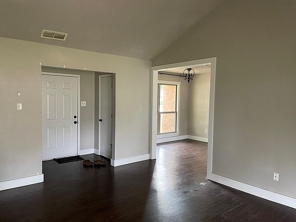 3rd image of 6112 Mesquite Dr