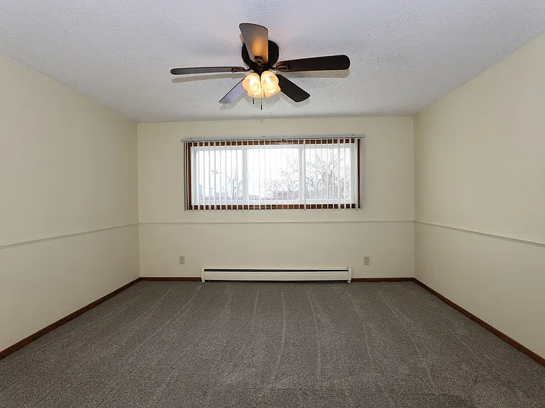 4201 Parklawn Ave — Photo 14