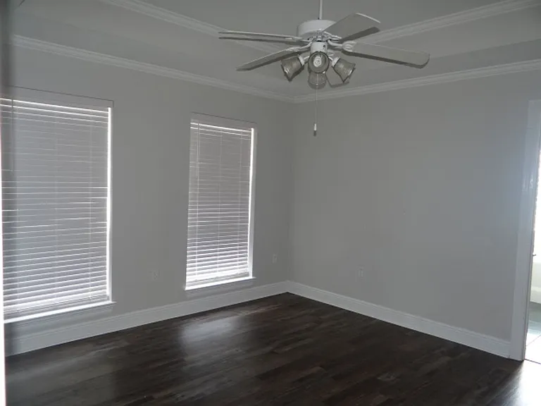 12204 Dove Hollow Dr — Photo 5