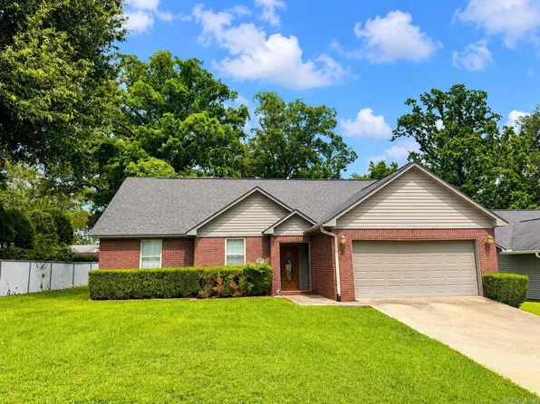 809 Towne Oaks Ln, El Dorado, AR 71730
