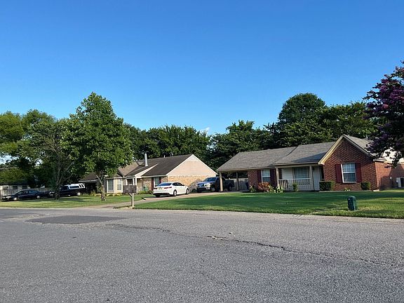 4th image of 7080 Redfern Dr