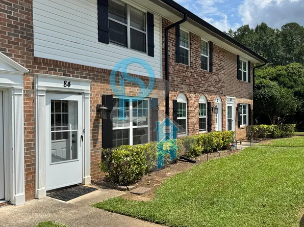 84 Falls Rd, Toccoa, GA 30577