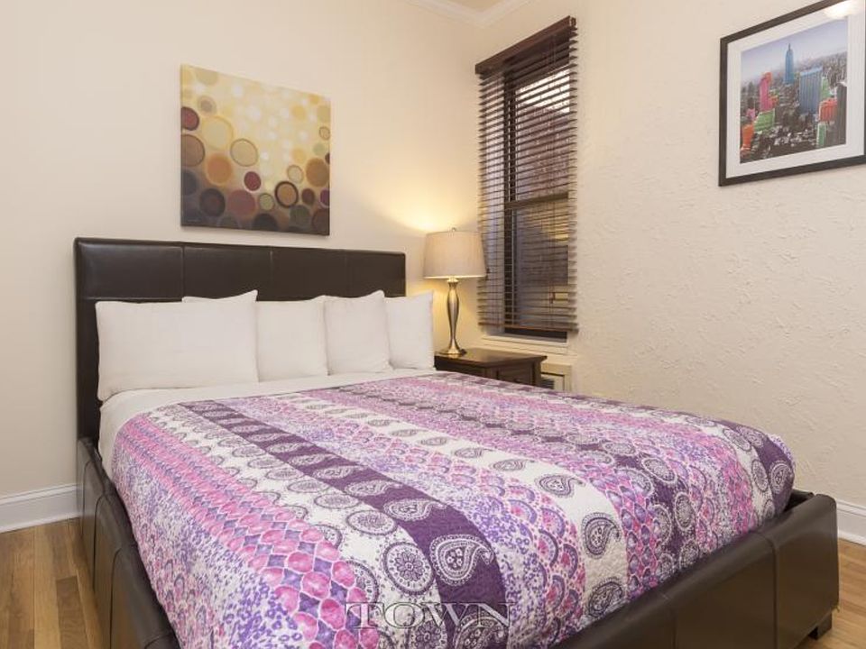 2nd image of 238 E 82nd St APT 3a